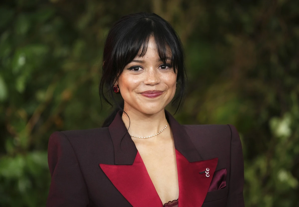 jenna ortega größe